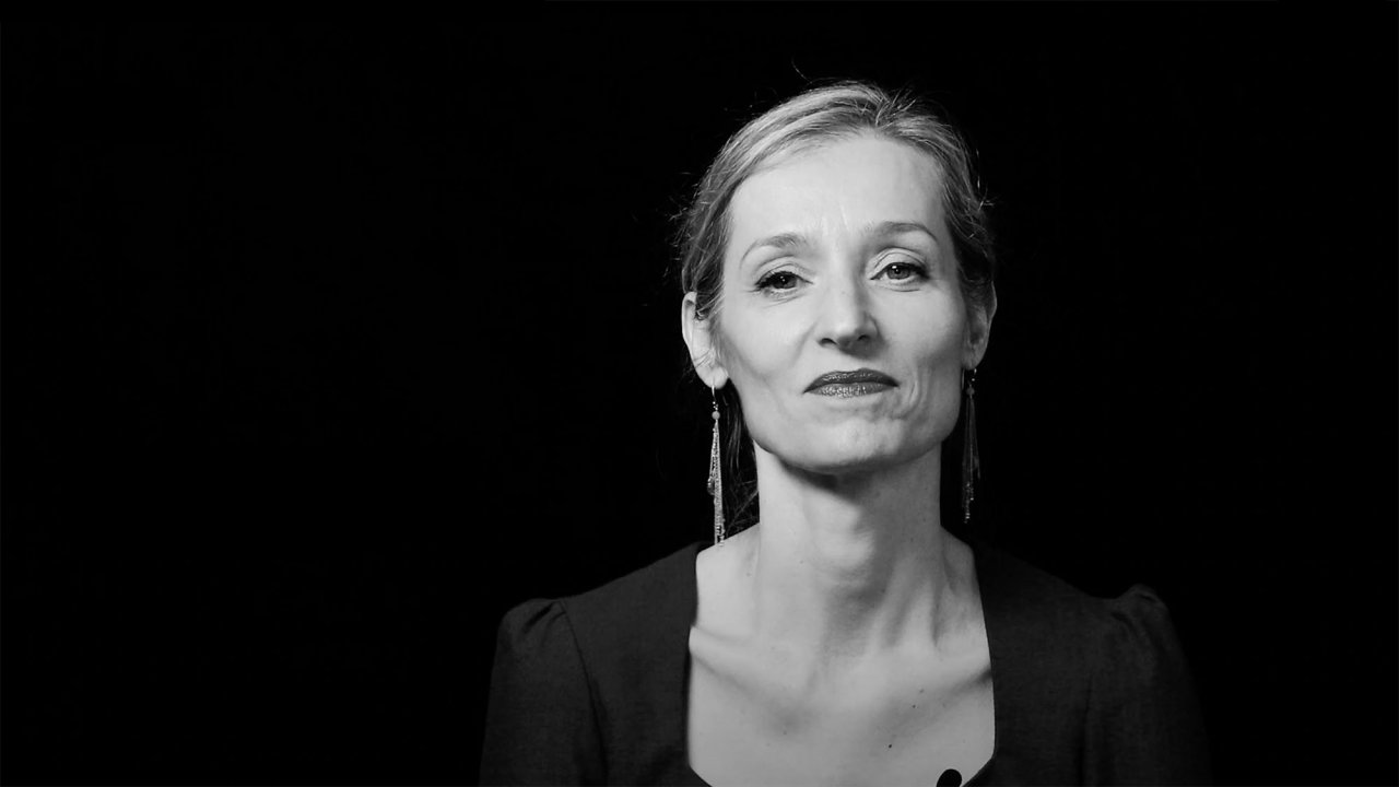 Corine Pelluchon philosophe française spécialiste de l’éthique environnementale et de la relation au vivant