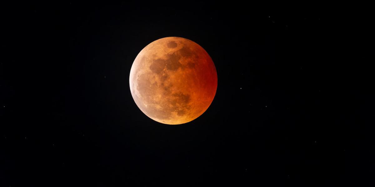 L’éclipse lunaire du 28 août 2026 sera visible au Maroc. horaires - villes - visibilité